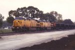Coal empties cruise west